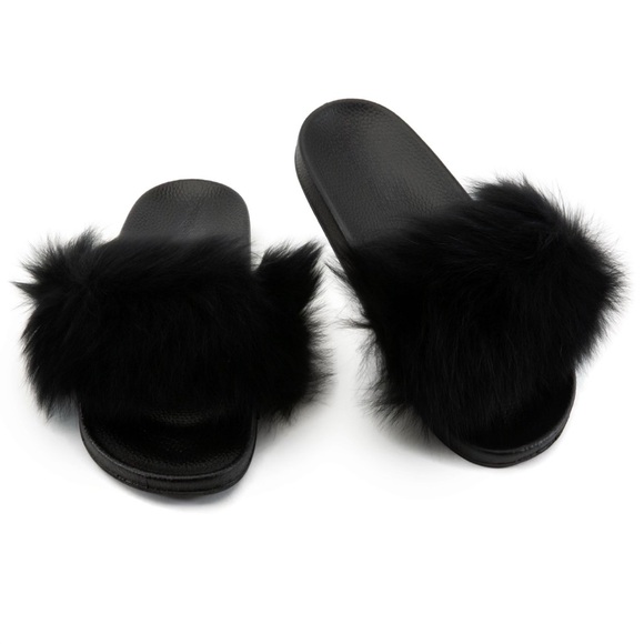 DAILY SLAY REAL FUR SLIDES BLACK - Picture 1 of 2
